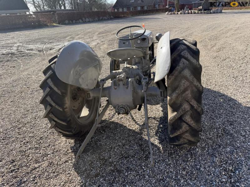 Ferguson TEA20 tractor 6