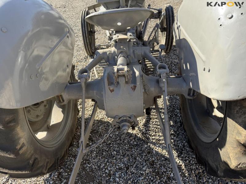 Ferguson TEA20 tractor 26