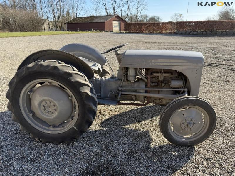 Ferguson TEA20 tractor 4