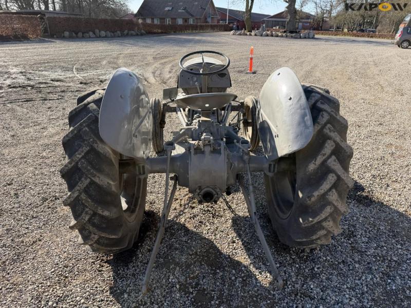 Ferguson TEA20 tractor 6