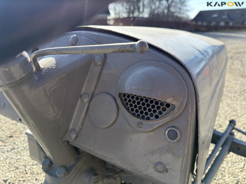 Ferguson TEA20 tractor 21