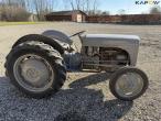 Ferguson TEA20 tractor 4