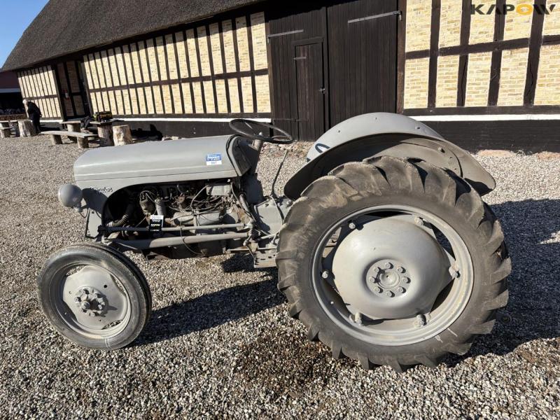 Ferguson TEA20 tractor 8