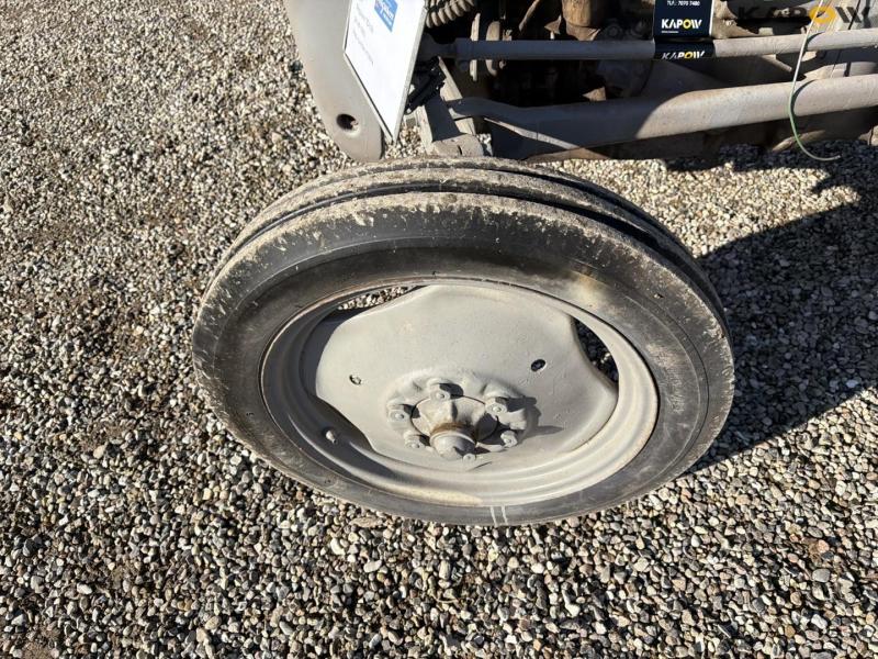 Ferguson TEA20 tractor 41