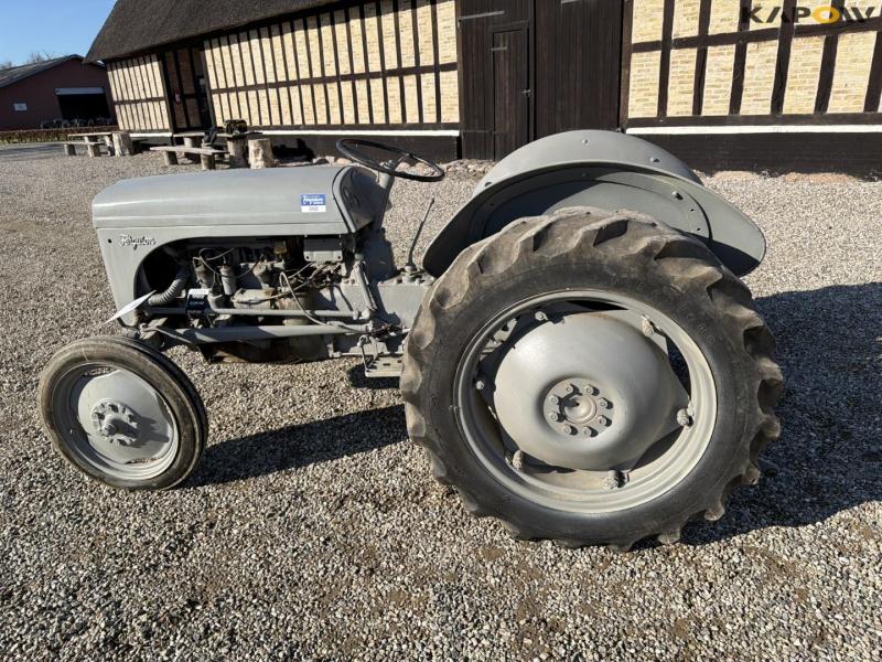 Ferguson TEA20 tractor 8