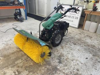 Ferrari 340 with broom