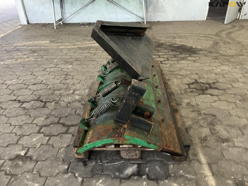 Ferrari rotating scraper blade 8