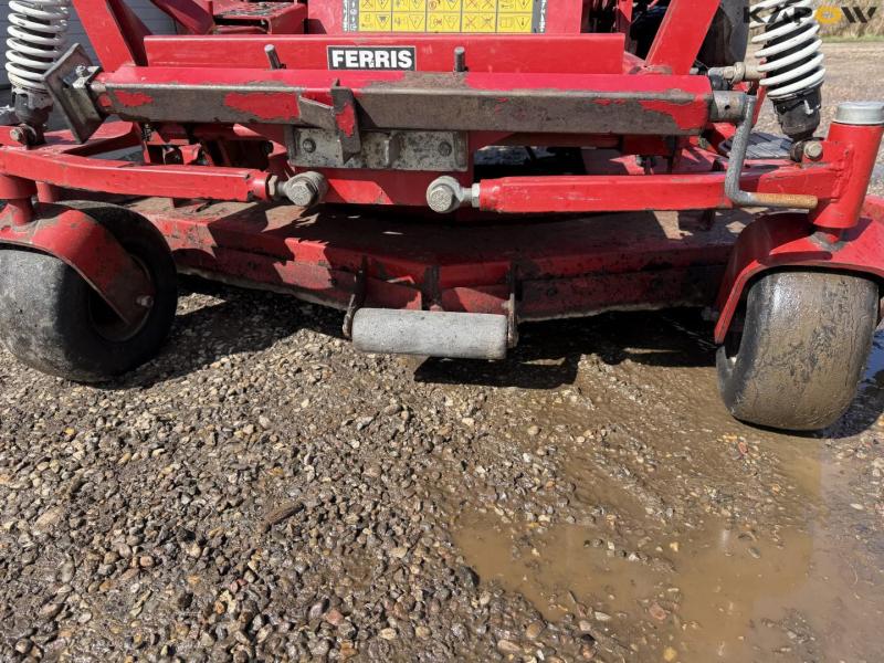 Ferris 5100 zero-turn lawn mower 10
