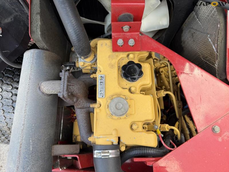 Ferris 5100 zero-turn lawn mower 25