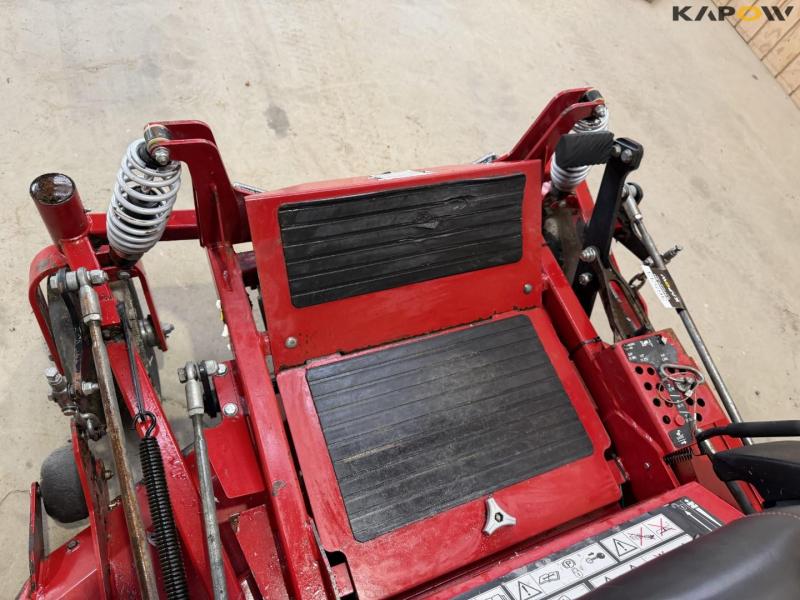 Ferris IS 2100Z rero turn mower 31
