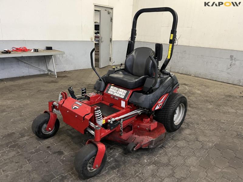 Ferris ISX800 lawn mower 1