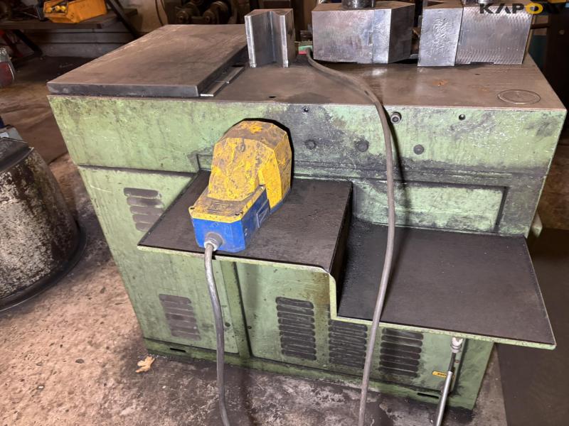 FIM Versa Fimau 25 presses 10