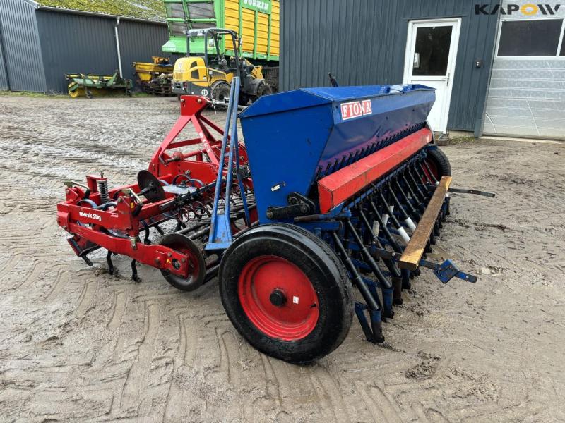Fiona seeder with Marsk Stig harrow 7