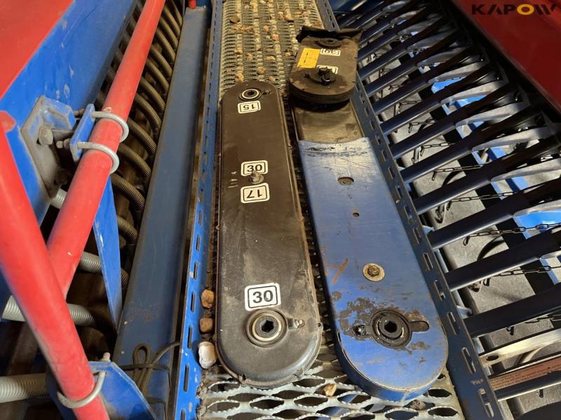 Fiona Seedcom XR VB 4 meter seed drill 9