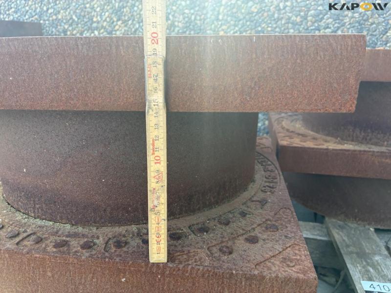 Square manhole frame with round cast iron covers 3