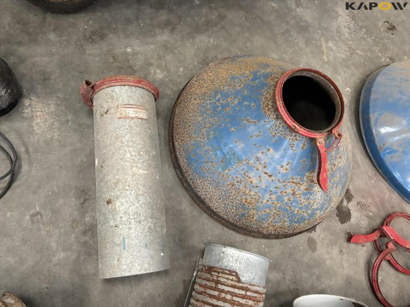 Feed trolley and grain equipment 7