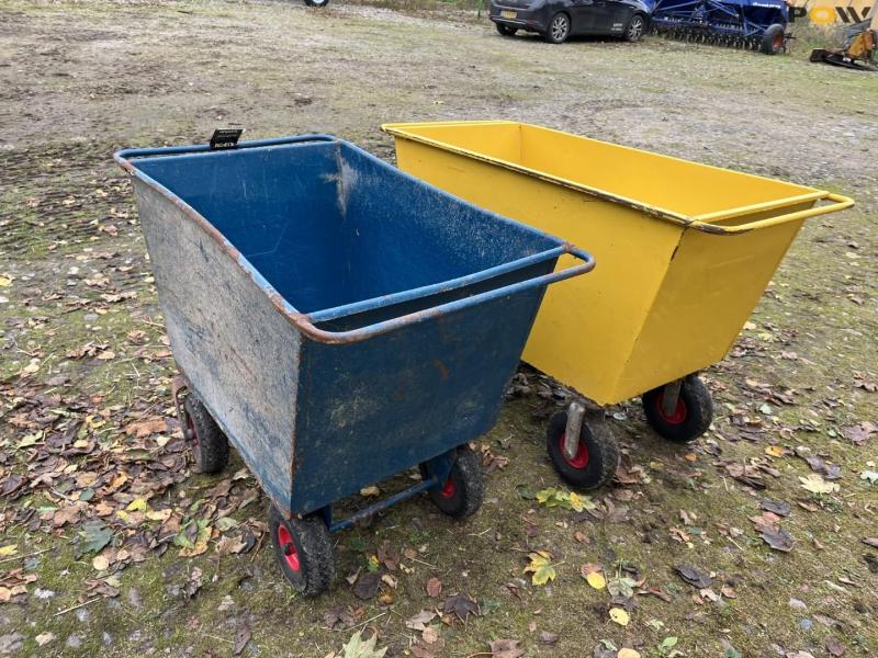 Feed carts - 2pcs. 7