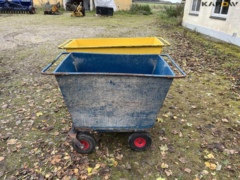 Feed carts - 2pcs. 8