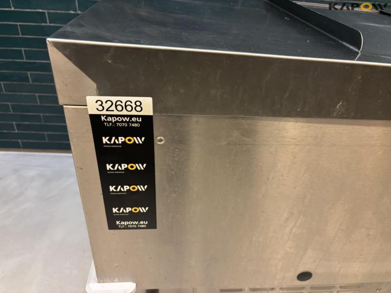 Follett chest freezer 10