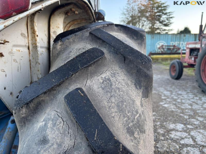 Ford 5000 tractor 28