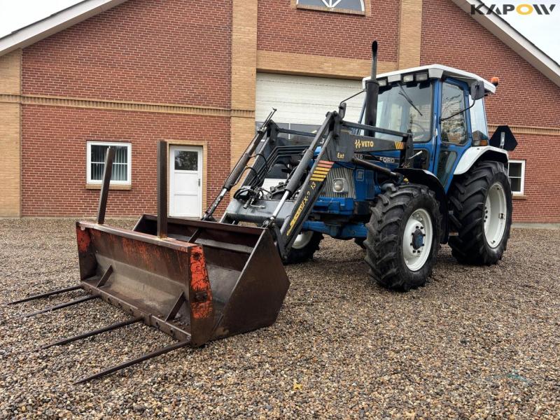 Ford 6610 tractor with front loader 1