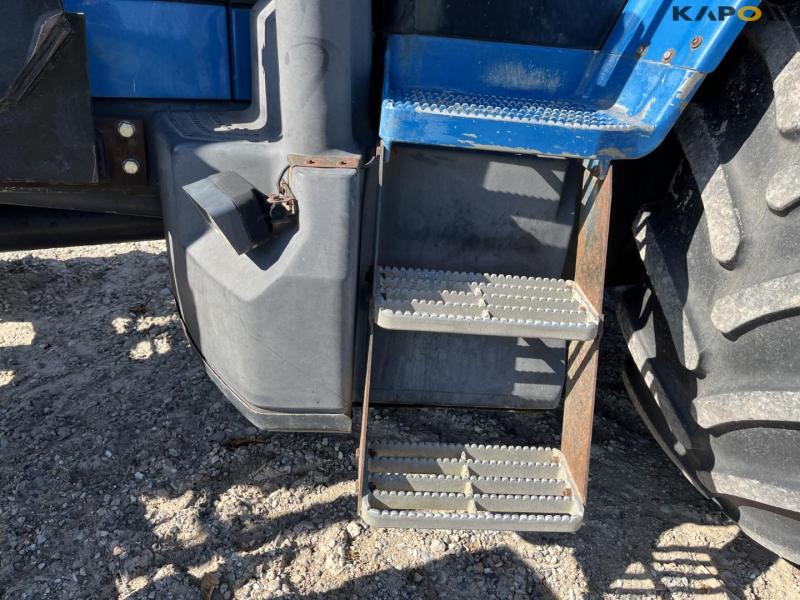 Ford 8770 front loader tractor 9