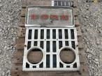 Ford front grill 1