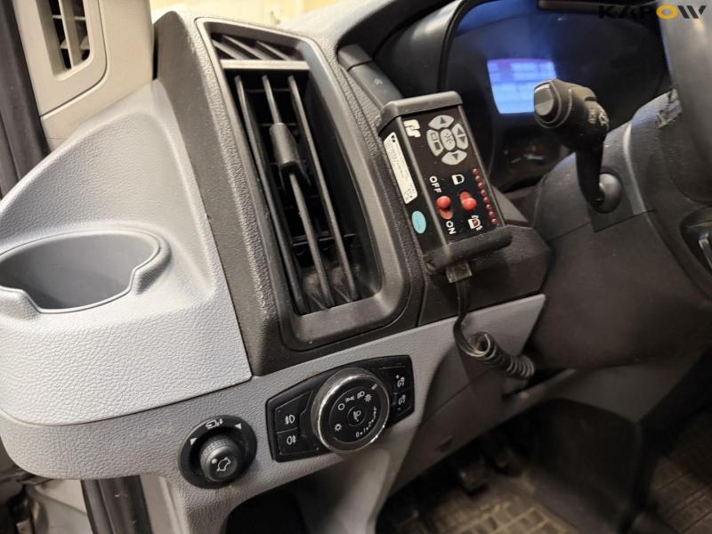 Ford Transit 2.2 Tdci with tools 11