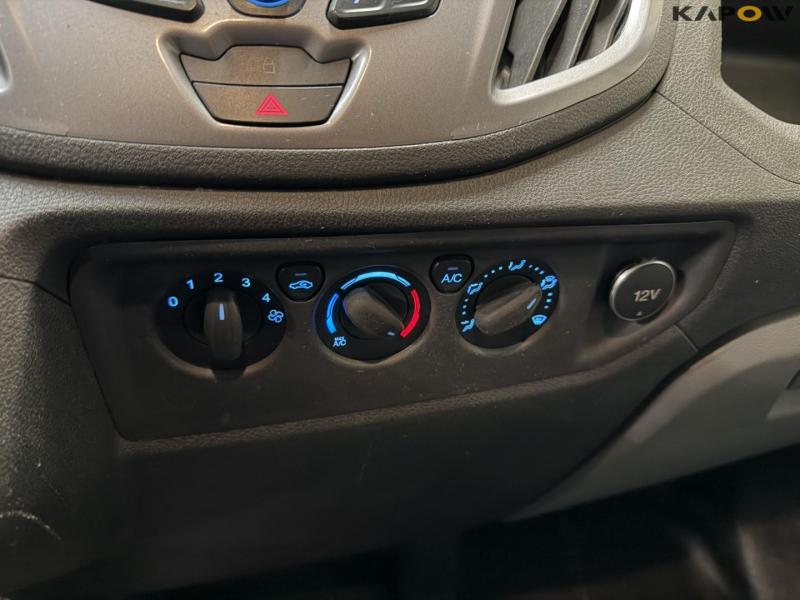 Ford Transit 2.2 Tdci with tools 16