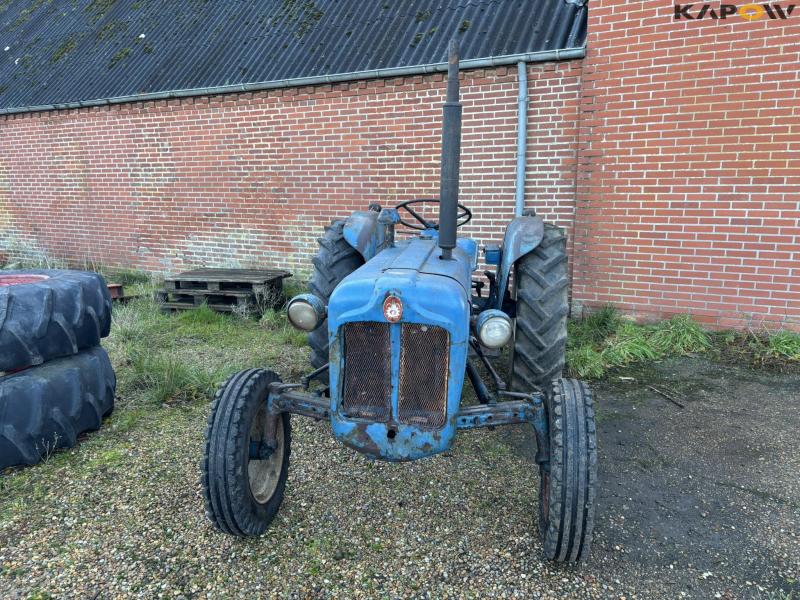 Fordson Dexta diesel tractor 2