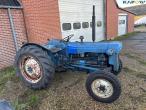 Fordson Dexta diesel tractor 4