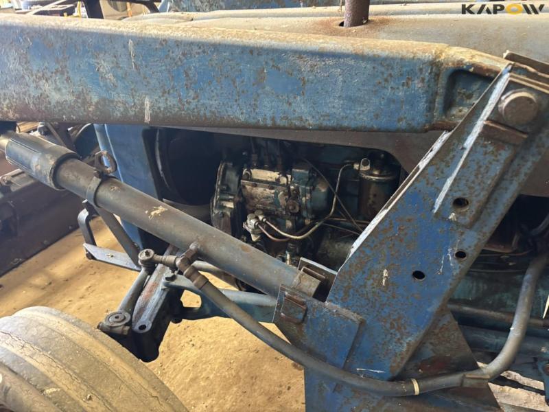 Fordson Dexta with front loader 47