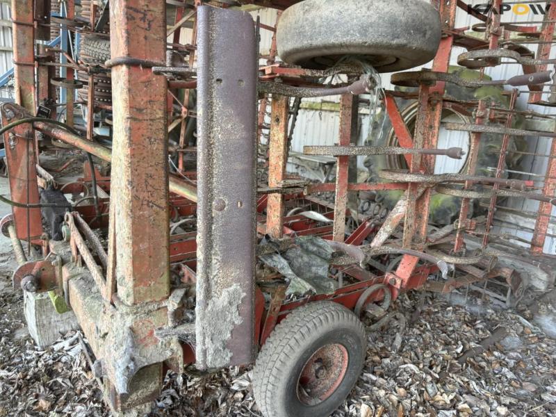 Fraugde 7-section seedbed harrow 43