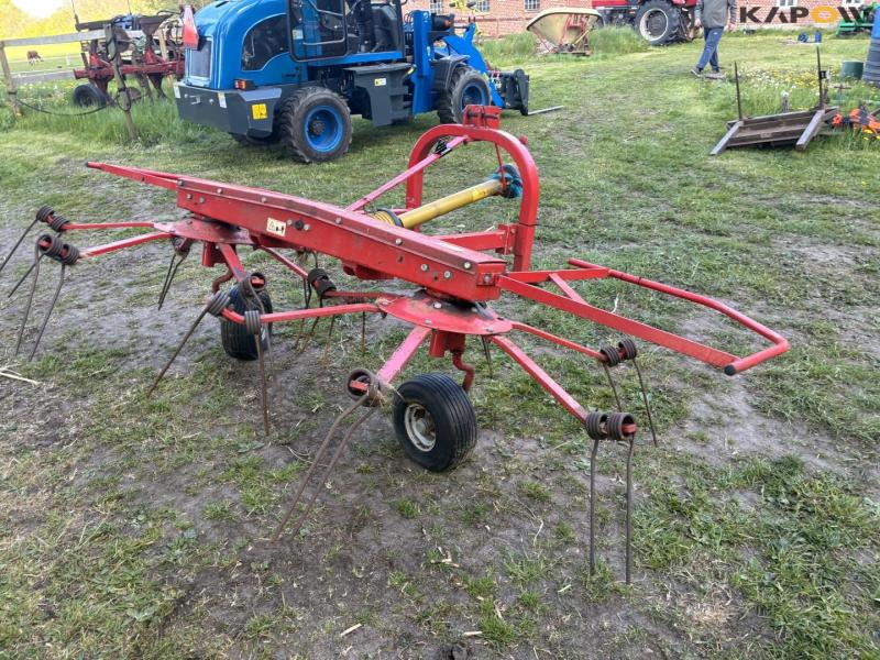 Fricke GS300 tedder 4