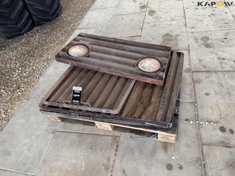 Front grill - 2 pcs. 6