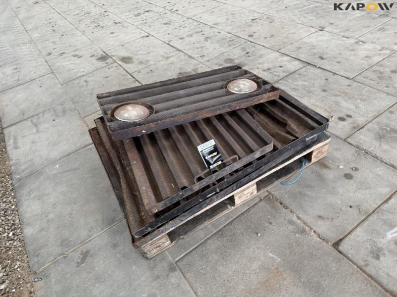 Front grill - 2 pcs. 7