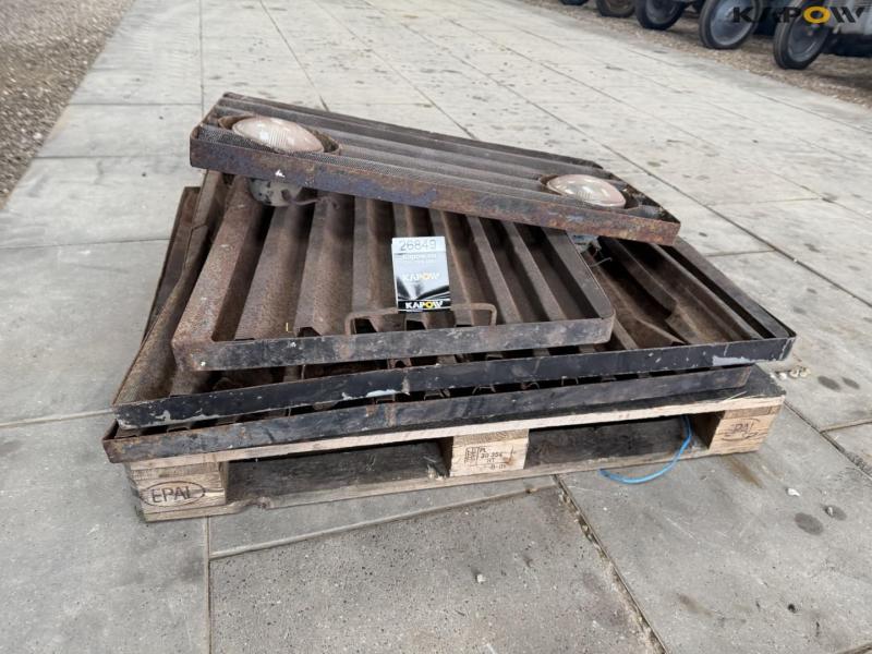 Front grill - 2 pcs. 10