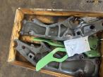 Front loader bracket for Fendt 516 10