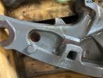 Front loader bracket for Fendt 516 15