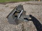 Front weight 8