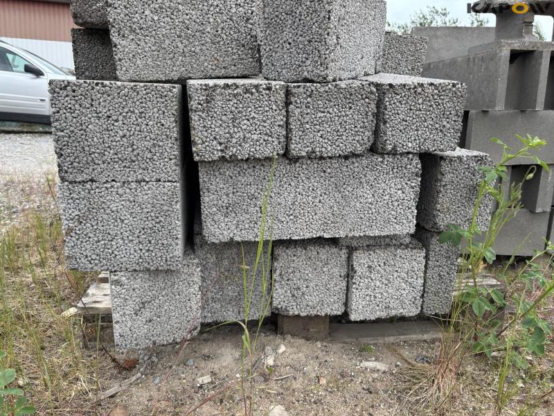 Funda and Leca blocks 17