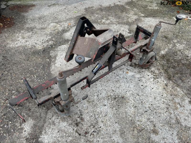 A-frame walk-behind tractor 3