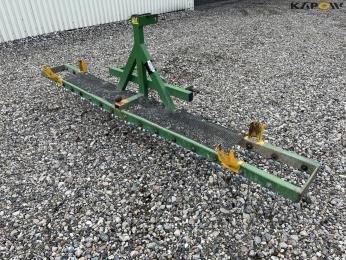 Three-point hitch