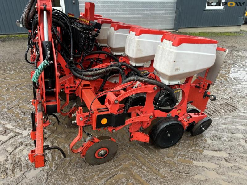 Gaspardo 12 row corn seeder 10