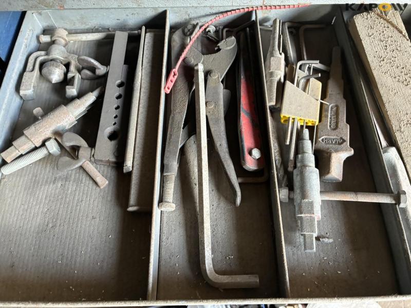 Gedore adjutant 1580 workshop trolley with contents 12