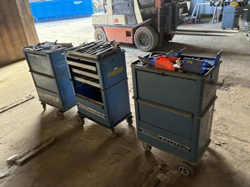 Gedore adjutant 1580 workshop trolleys with contents. 3