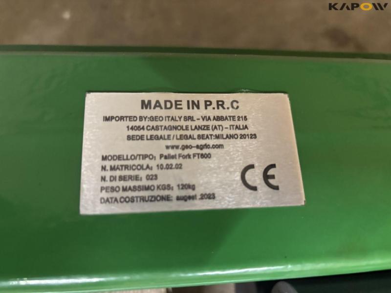 GEO FT600 pallet forks with 3-point hitch 18