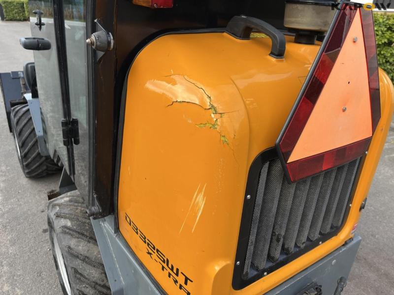 Giant D332SWT x-tra skid steer loader 22