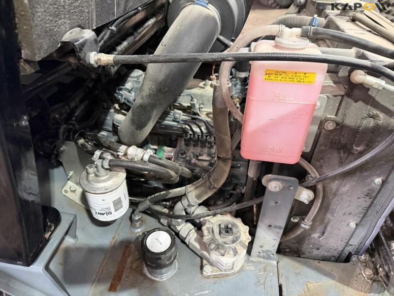 Giant G2500 HD skid steer loader 27