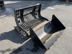 Giant grating shovel 3